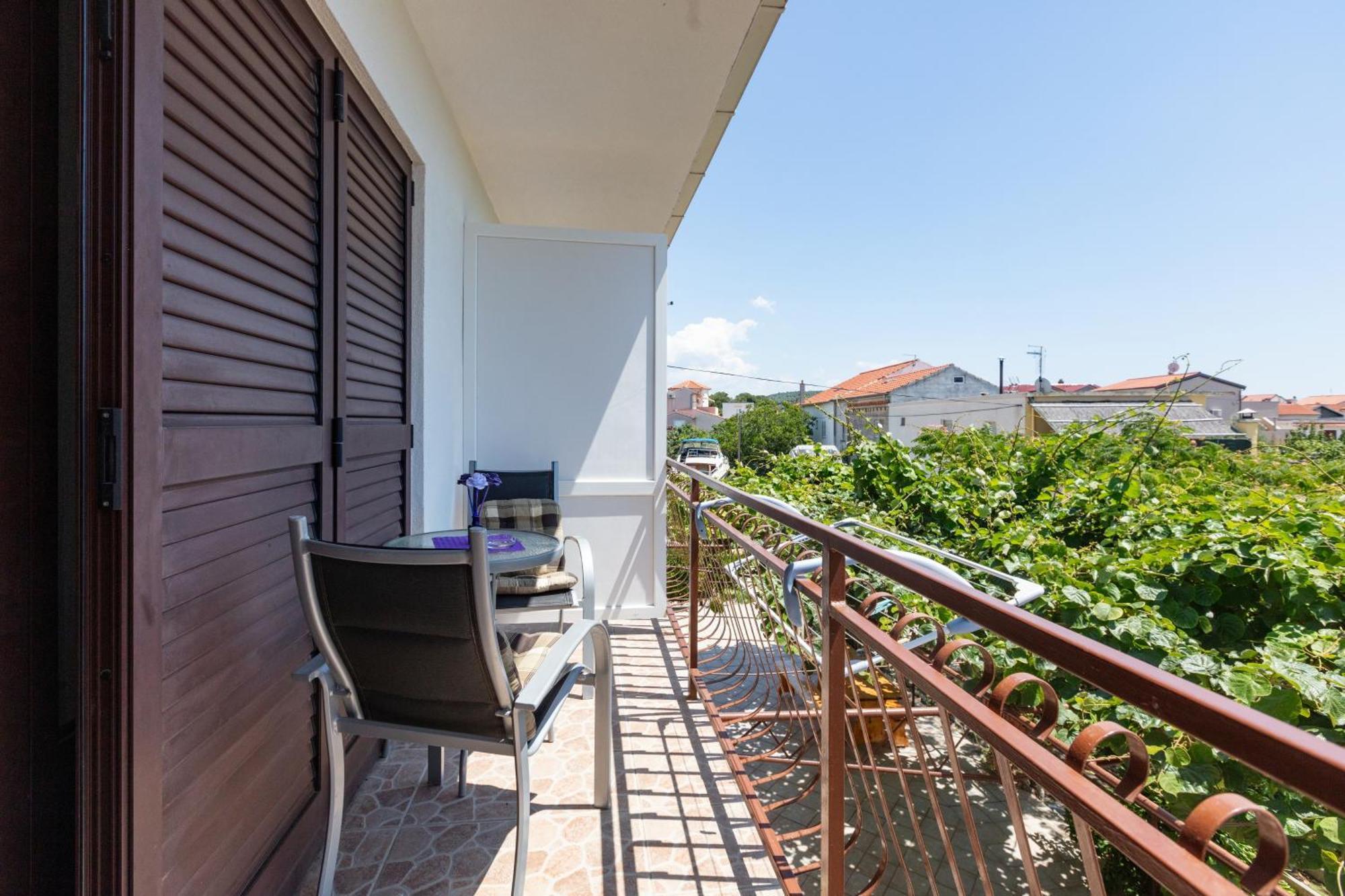 Apartments With A Parking Space Pirovac, Sibenik - 13263 Ngoại thất bức ảnh